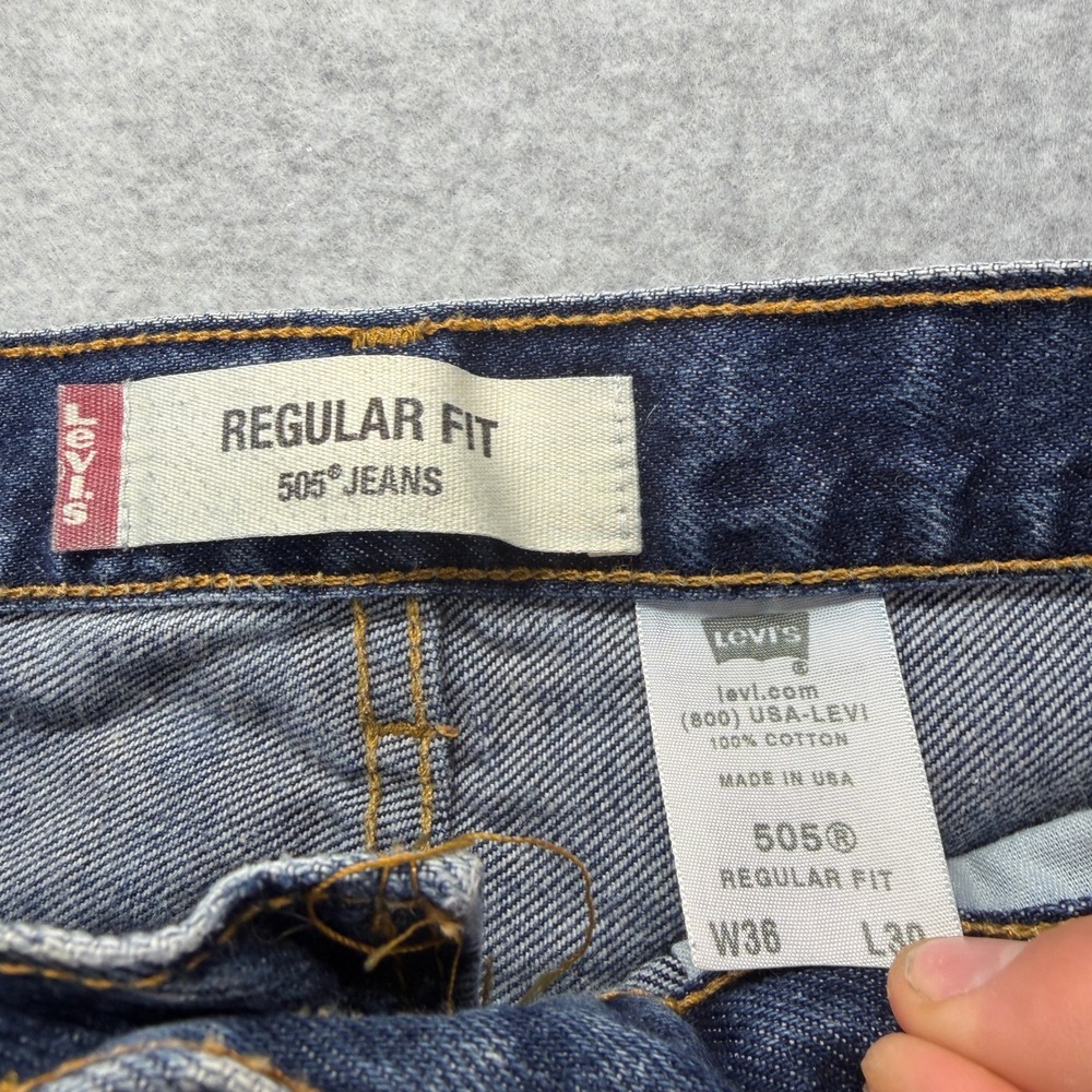 Levi Strauss 505 Regular Fit Dark Wash Denim Jeans Mens W36 L30 - Picture 3 of 7
